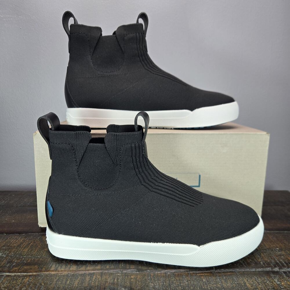 NEW Vessi Weekend Chelsea Mens Size 8 Waterproof Shoes Boots Asphalt Black